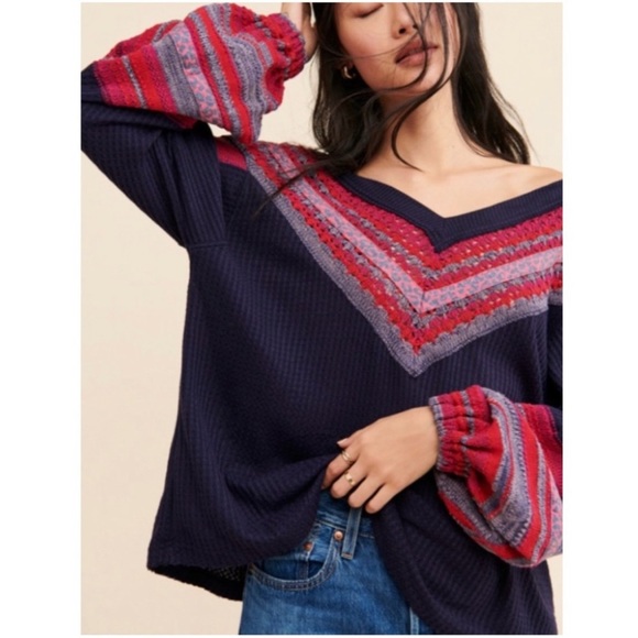FREE PEOPLE Navy Blue Thermal Long Sleeve V-Neck Sweater - Picture 2 of 11